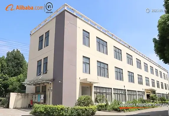 factory of down jacket.jpg